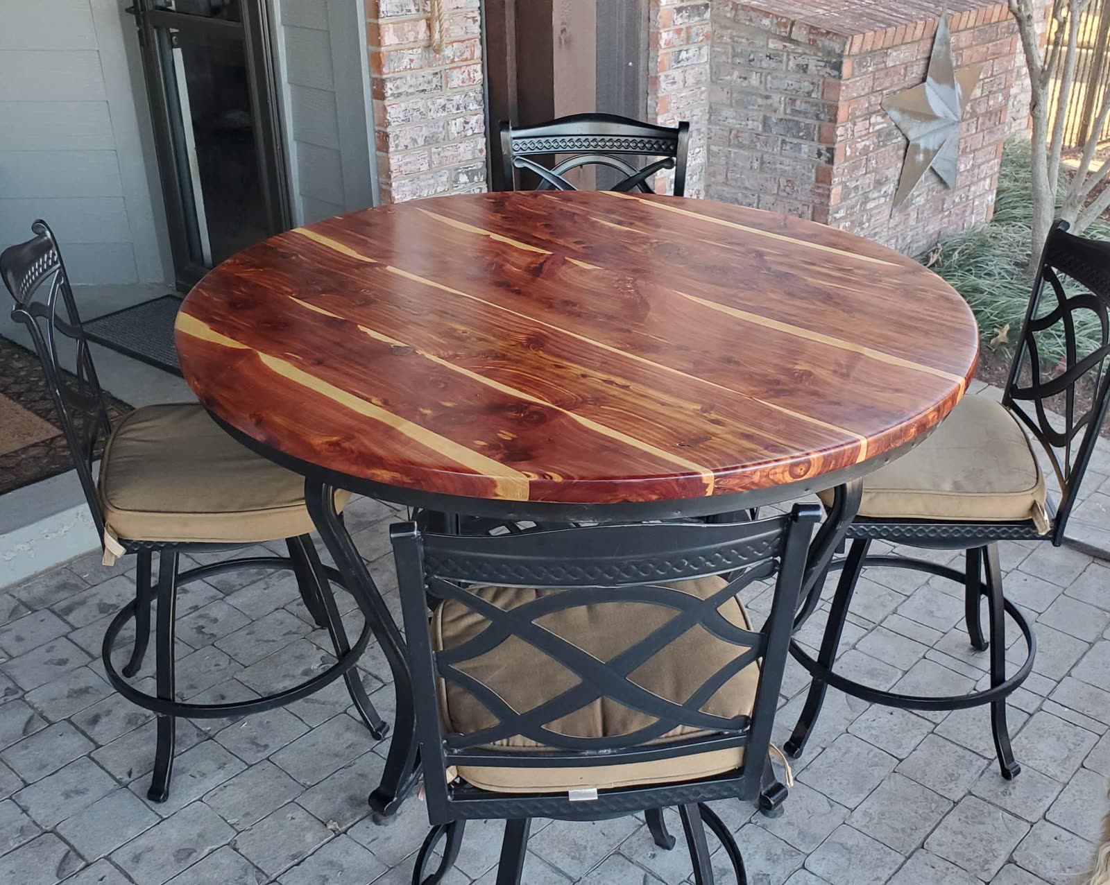 Round solid cedar outdoor table top with patio chairs