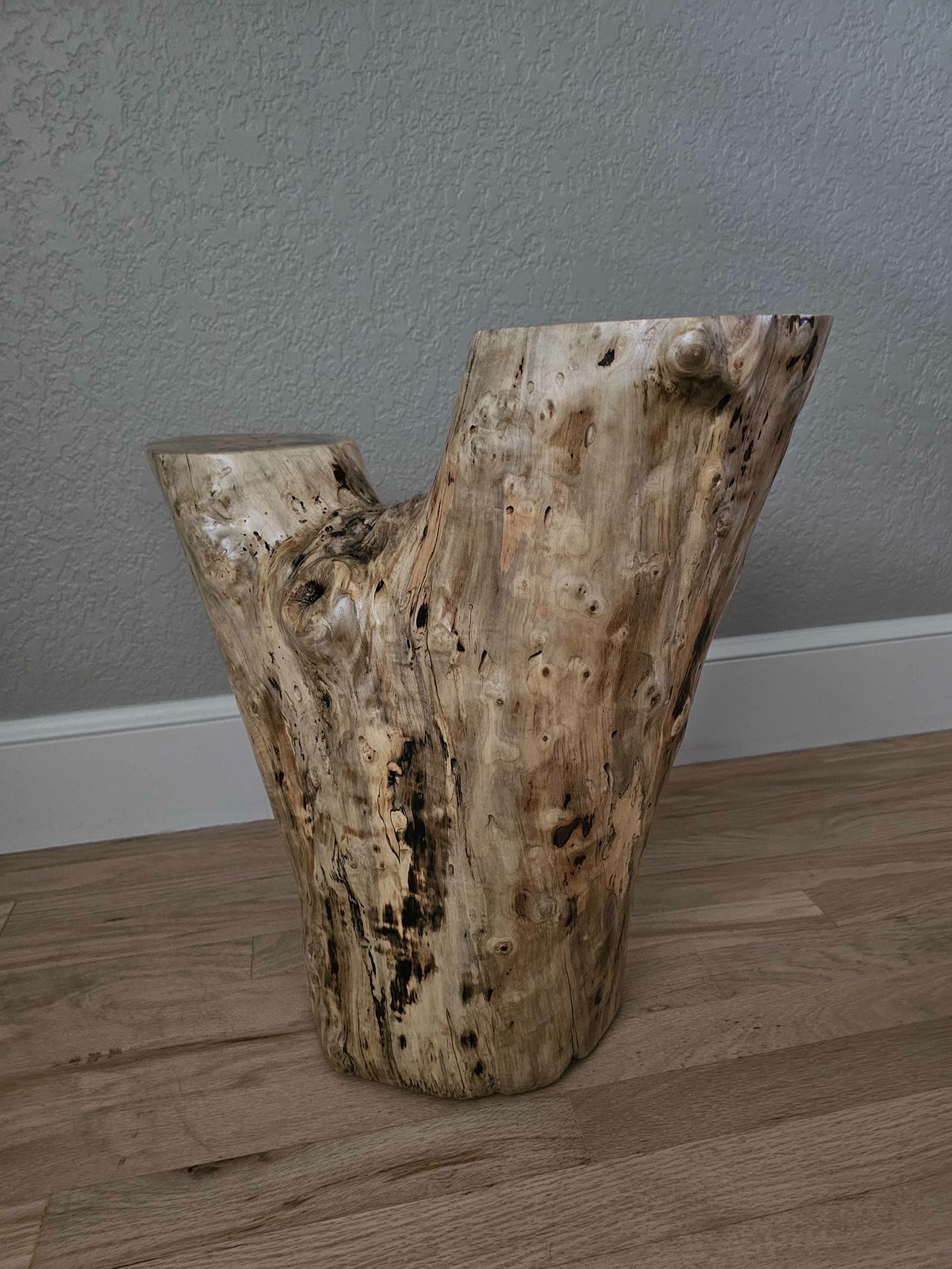 Live-edge maple plant stand